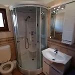 Roncevic Mit Kamin- In Rovanjska By Interhome