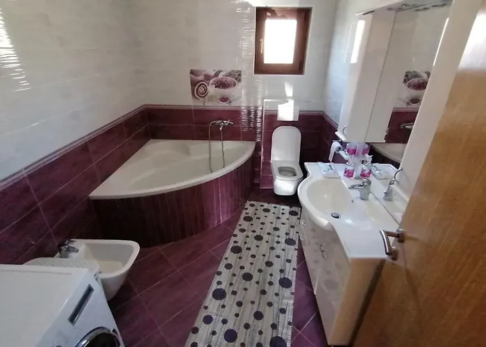 아파트 Roncevic Mit Kamin- In By Interhome *